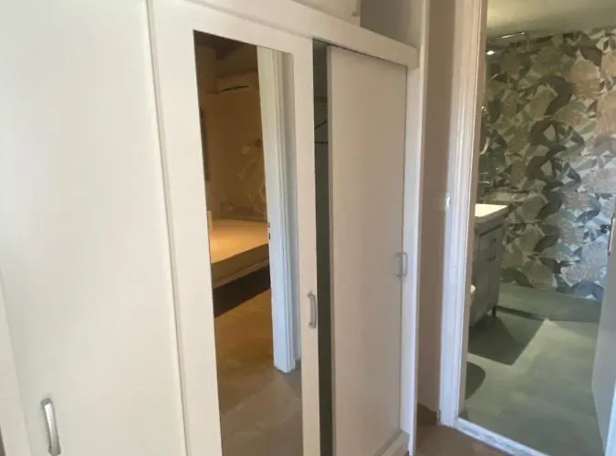 Apartmán Charieta N.8 *