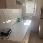 Charieta N.8 Apartament *
