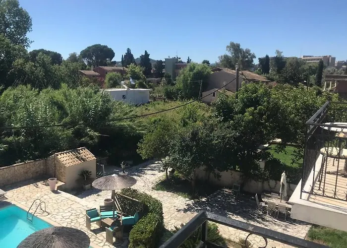 شقة Charieta N.8